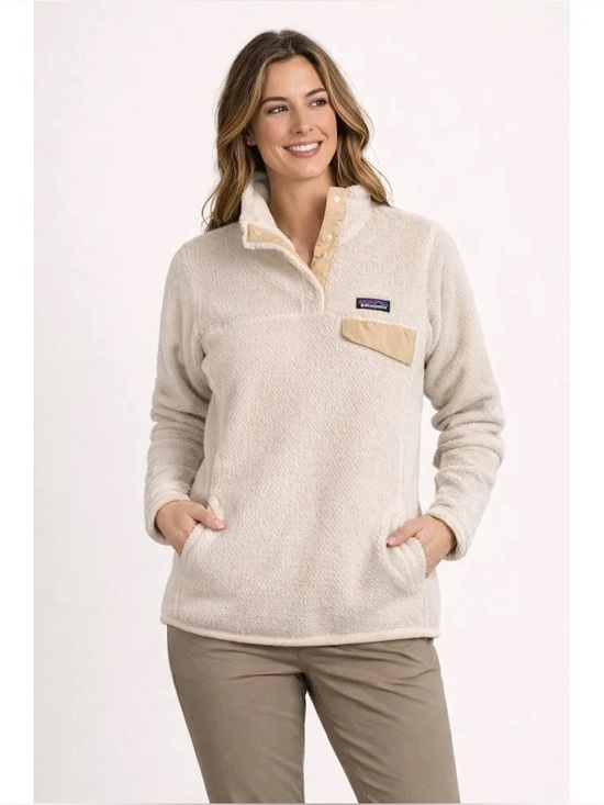 Patagonia Jackets & Blazers - Patagonia Cream and Tan Fleece Snap Pullover